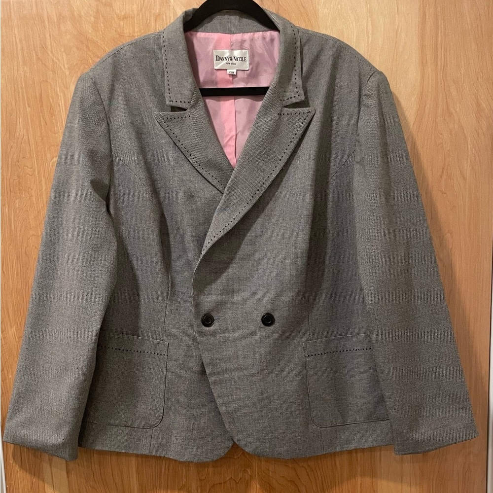 Danny & Nicole Houndstooth Blazer